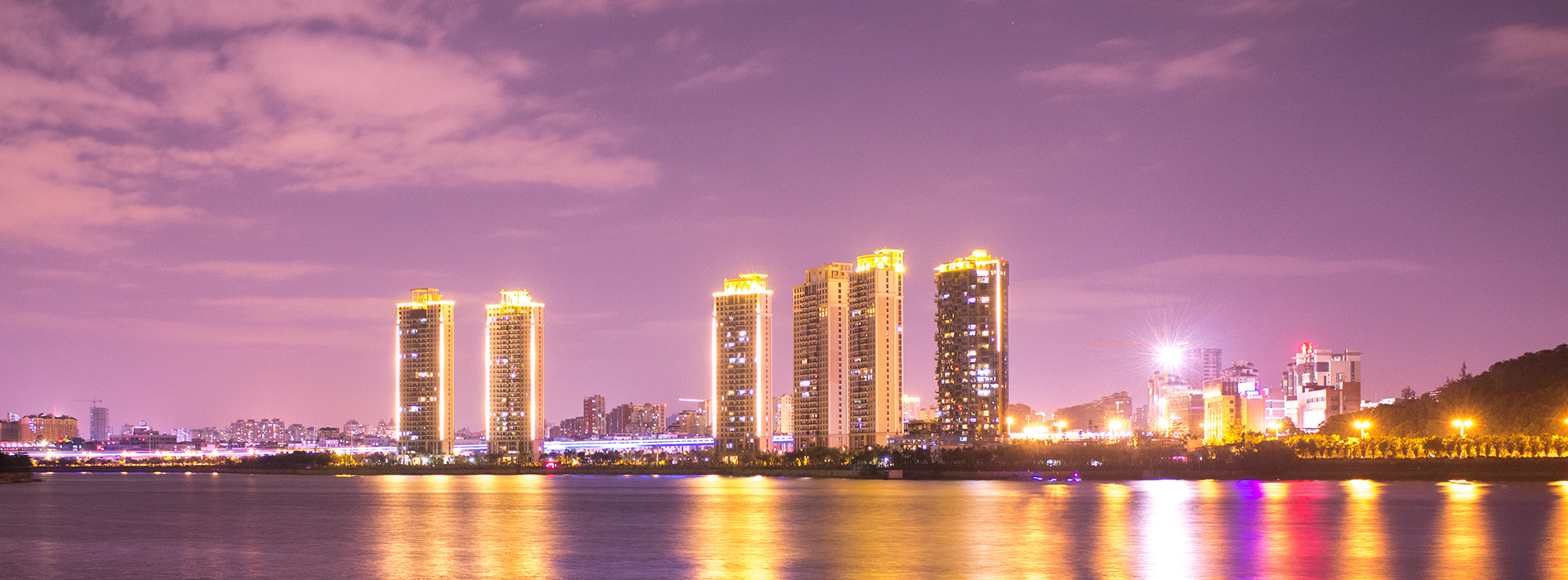 【鹭城·湖边花园】