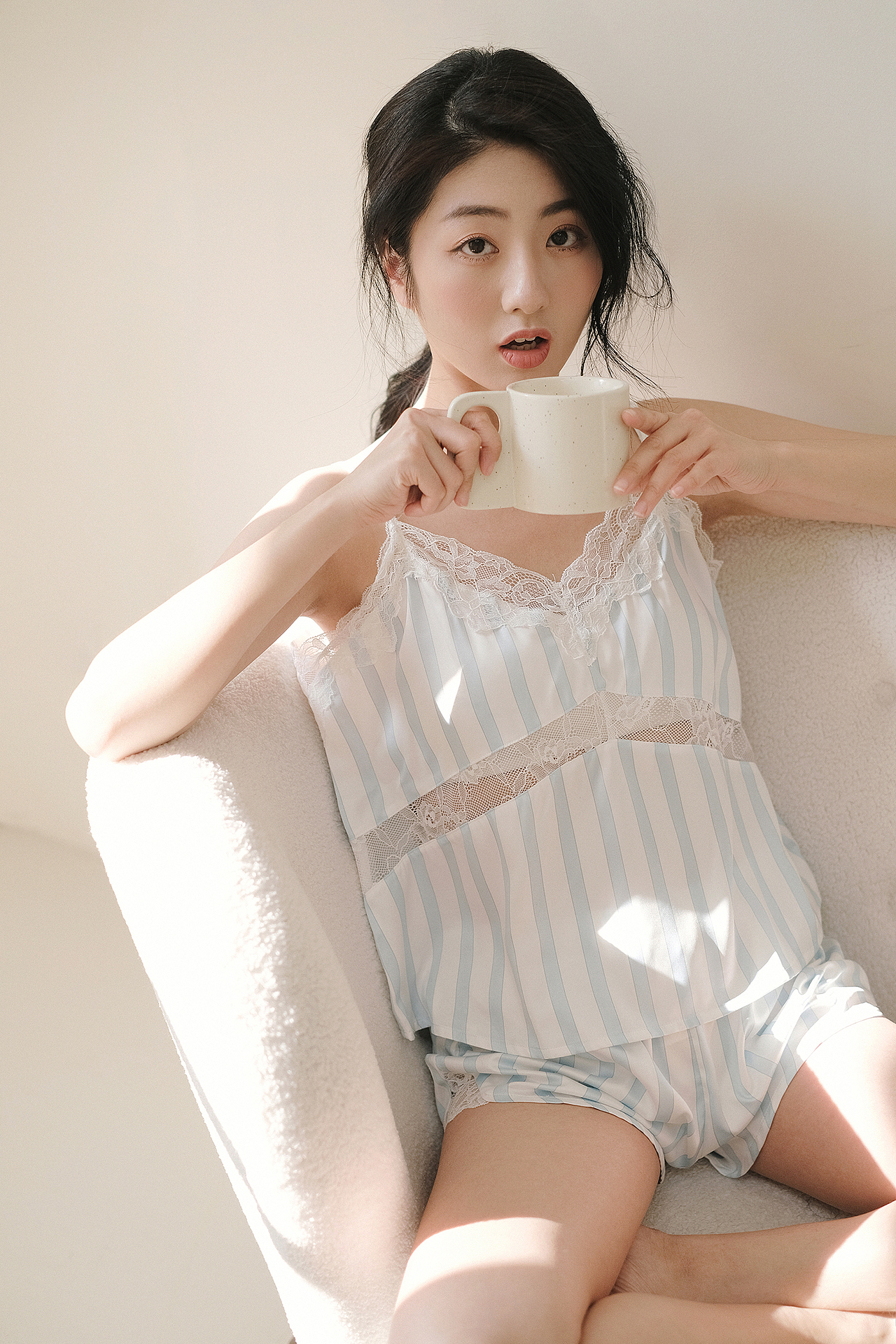 少女内衣居家服拍摄