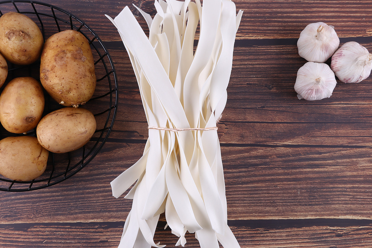 B06粮油米面\C06-南北干货\V42粉条