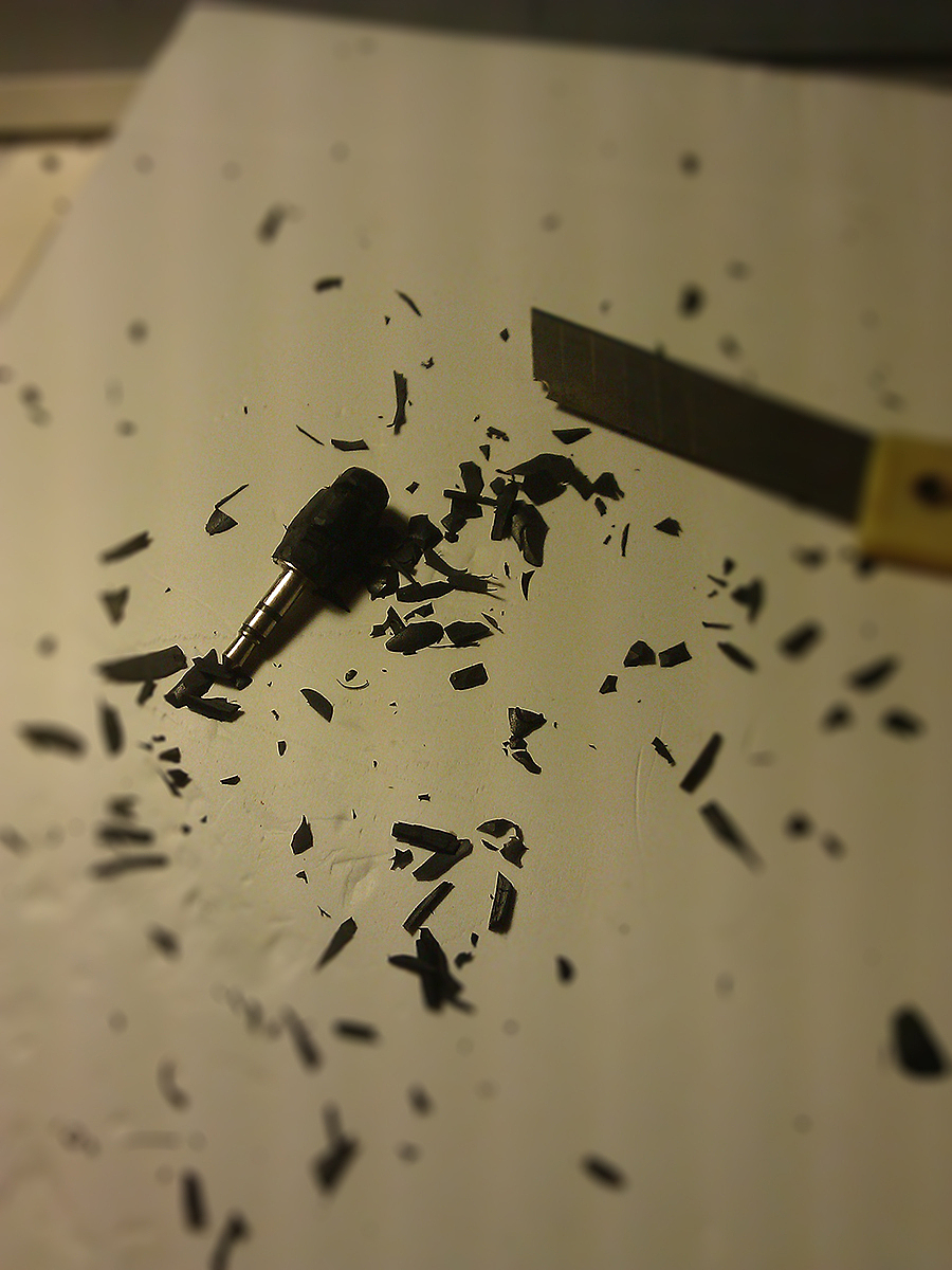 DIY复活节岛石像防尘塞