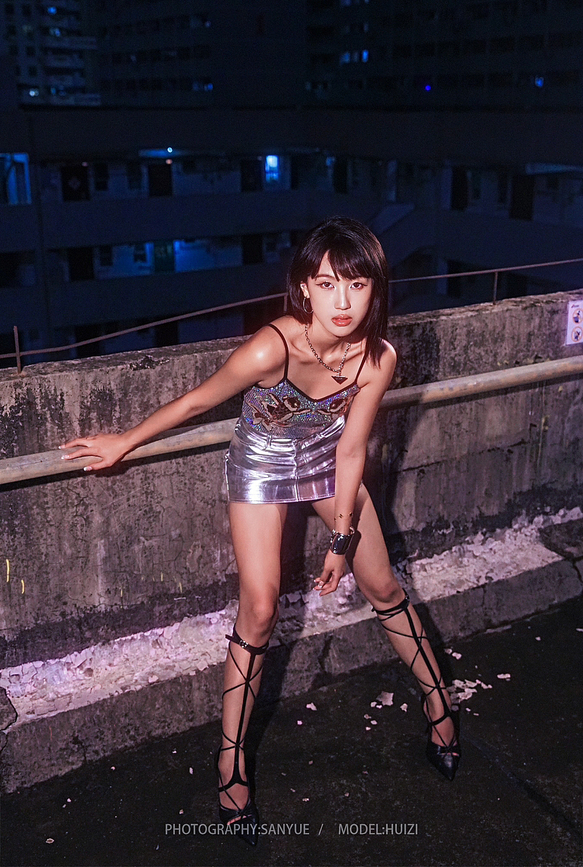 天台的夜，迷人的眼（图ZMzY4Nzc2NjEy） - 人像摄影 - 站酷设计师三月say原创素材 - 站酷ZCOOL