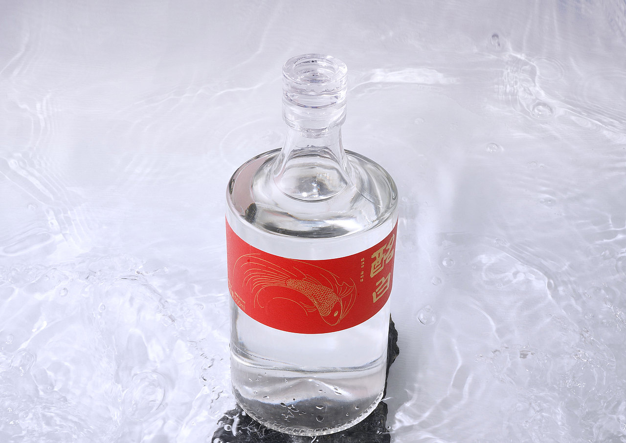 酩白x找玖创意 I 喝锦鲤 交好运（图ZMjc4MzM5NDcy） - 包装 - 站酷设计师找玖创意原创素材 - 站酷ZCOOL