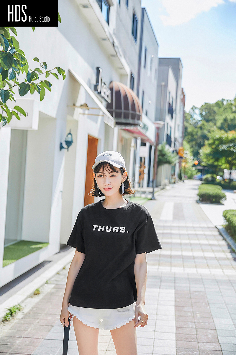 韩国爆款模特女装T恤拍摄