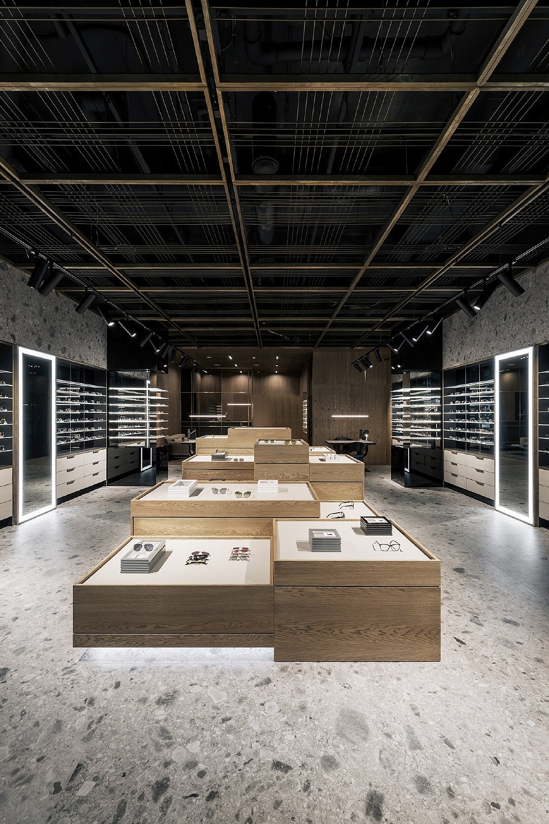 工业风眼镜店