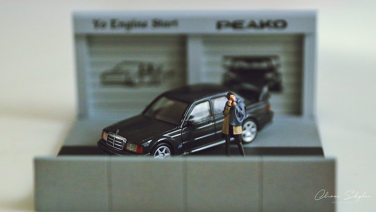 MINIGT 虎头奔 黑银