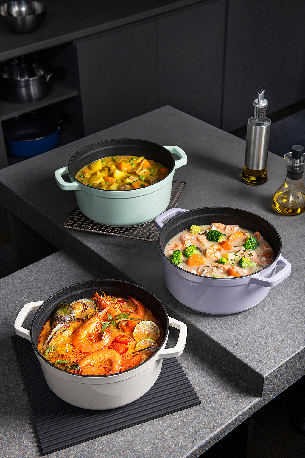 苏泊尔珐琅锅拍摄