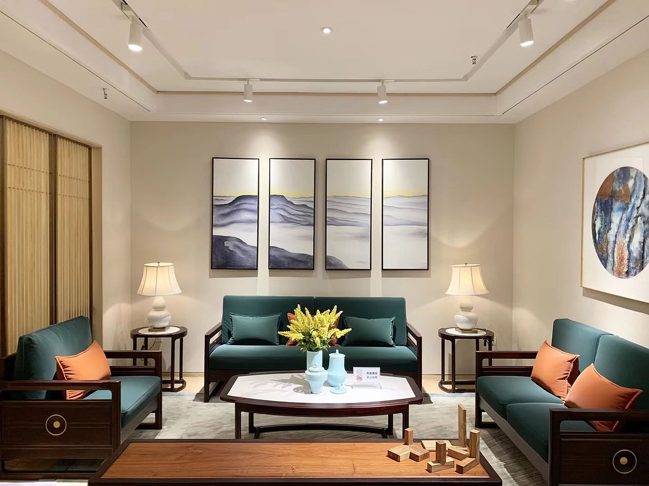 忆古轩家居——新东方千玺