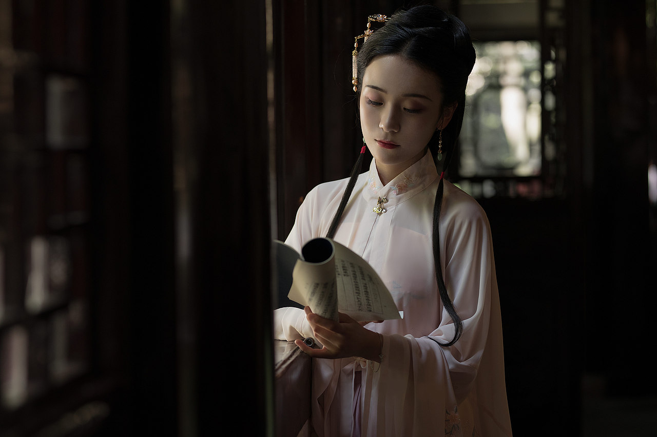 庭院深深深几许