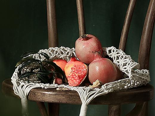 又到了吃石榴的季节