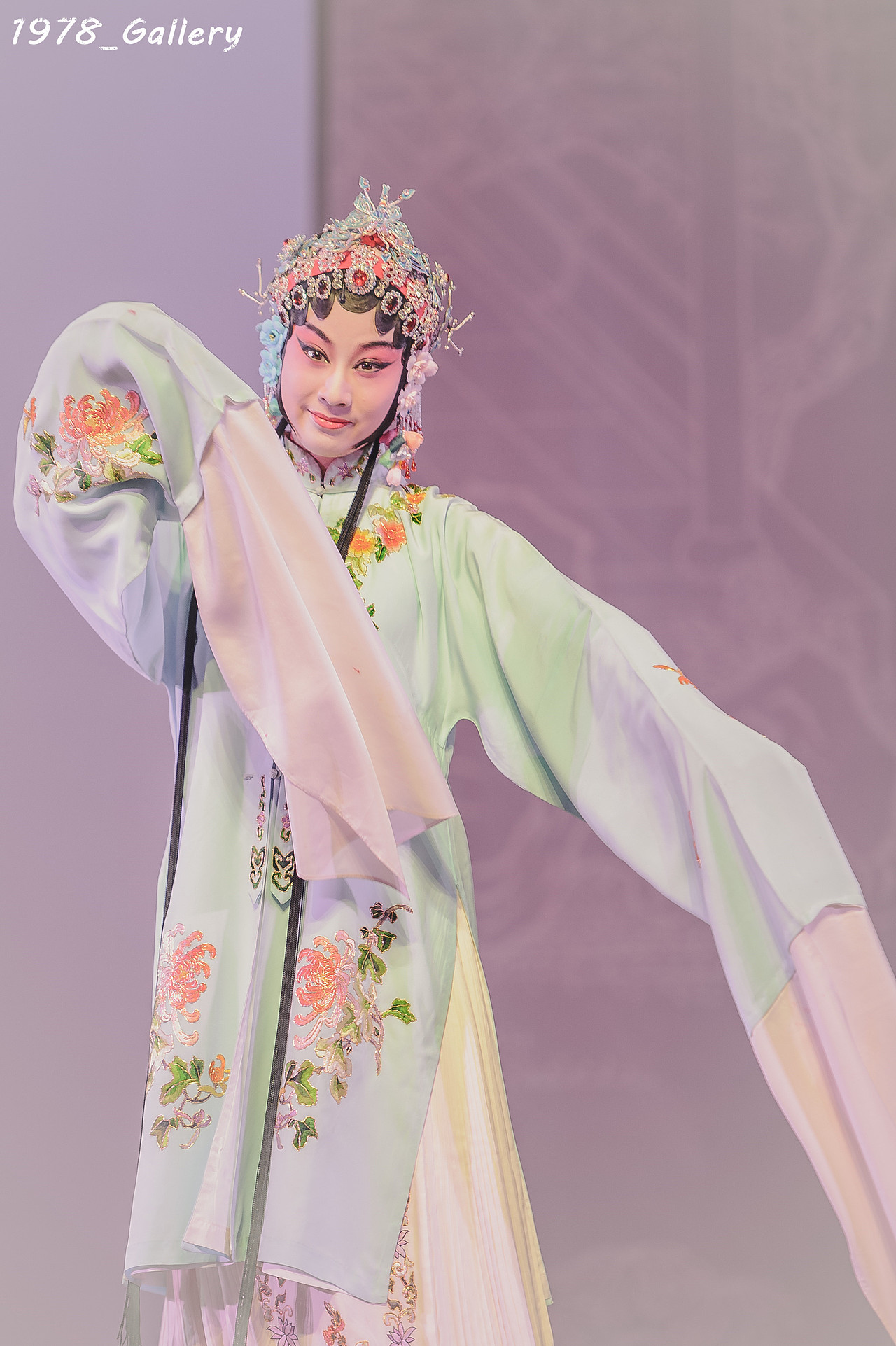 原创作品:临川四梦之牡丹亭(罗晨雪,胡维露版)-上海昆剧团