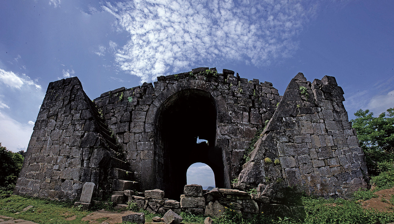 2015年7月4日,遵义海龙屯土司遗址作为中国封建社会土司制度的代表
