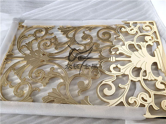 铜雕花墙景壁画 客户小型铜艺雕花屏风壁画