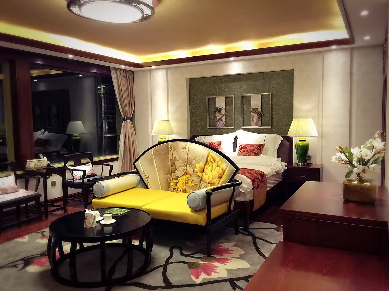 集恒软装配饰，为连锁店、专卖店、家具卖场一站式服务