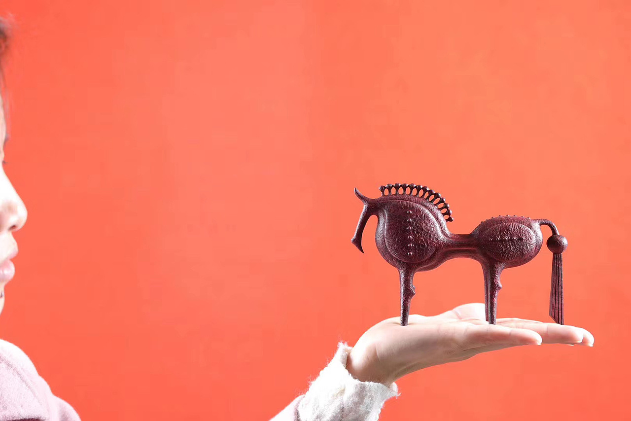 小叶紫檀《唐马》