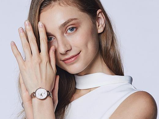 依波手表模特拍照图（个人主页-ZMzU3Mjc3MTI=） - 人像摄影 - 站酷设计师五月飞扬5213原创素材 - 站酷ZCOOL