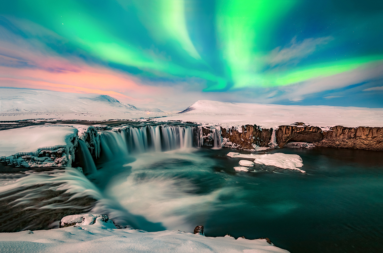 【迷失冰岛】--冰与火之歌|摄影|风光|桂林大河 - 原创作品 - 站酷 (ZCOOL)