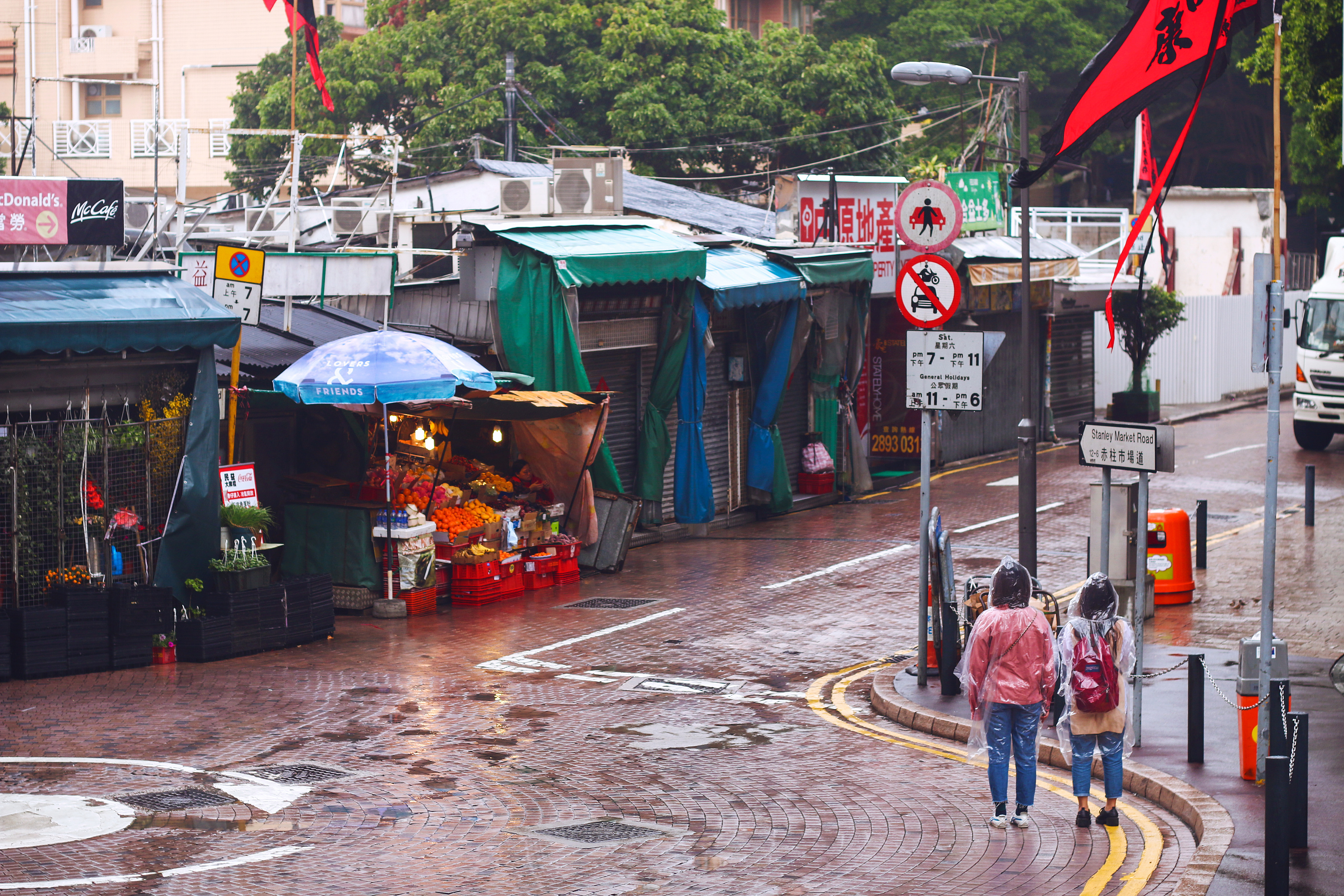 走在香港街头