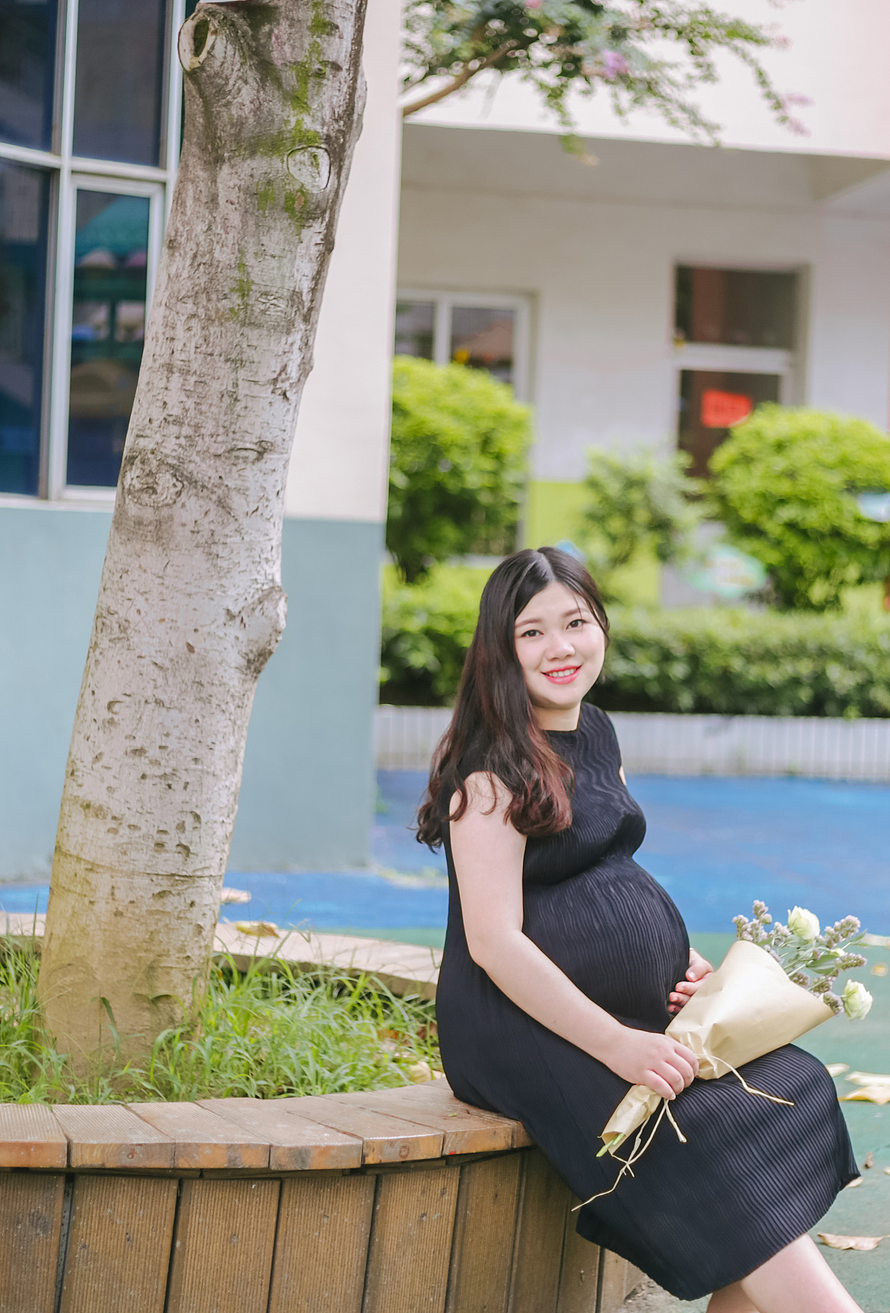 等着小手牵大手孕妈妈写真