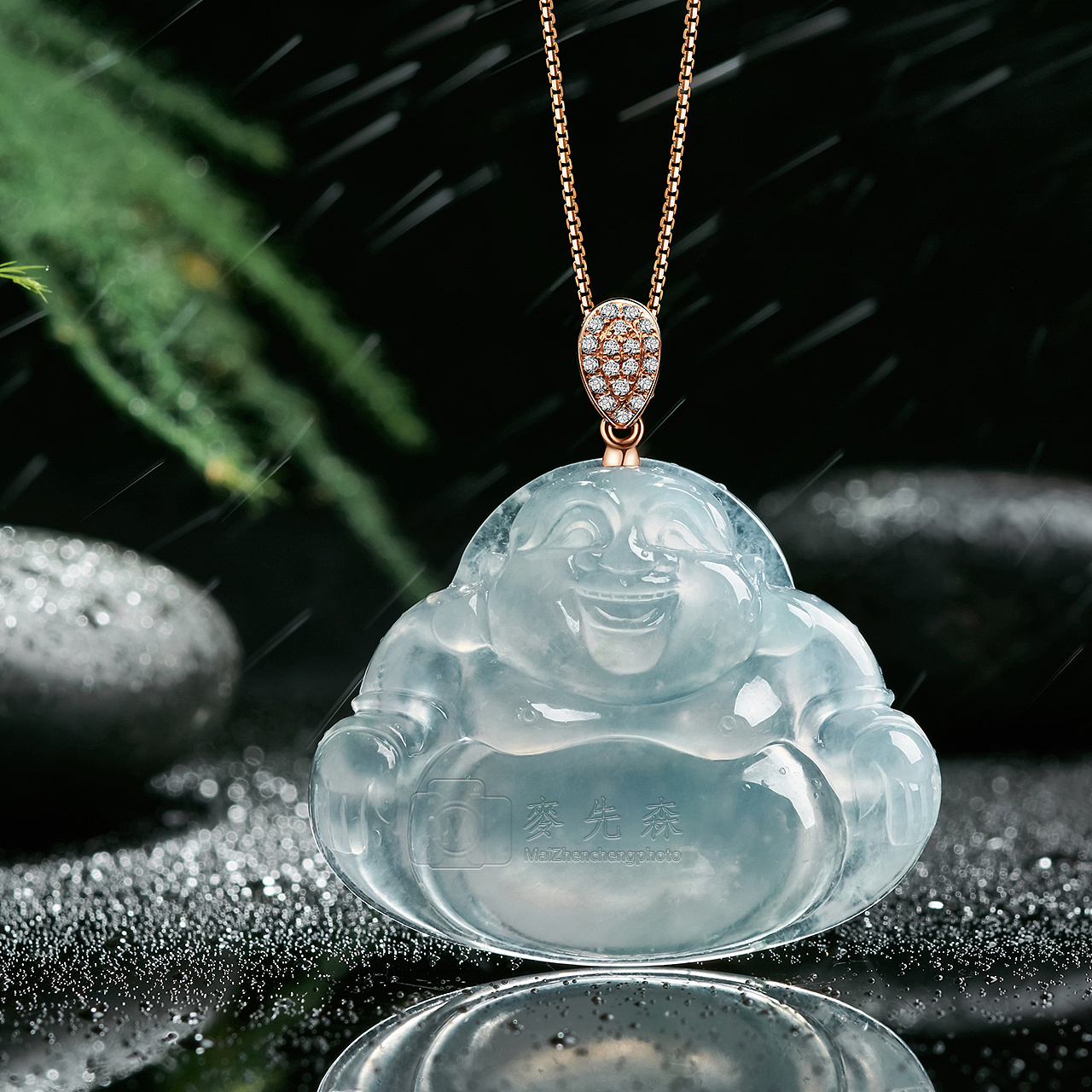 18k金镶嵌 翡翠 金镶玉 摄影修图场景图