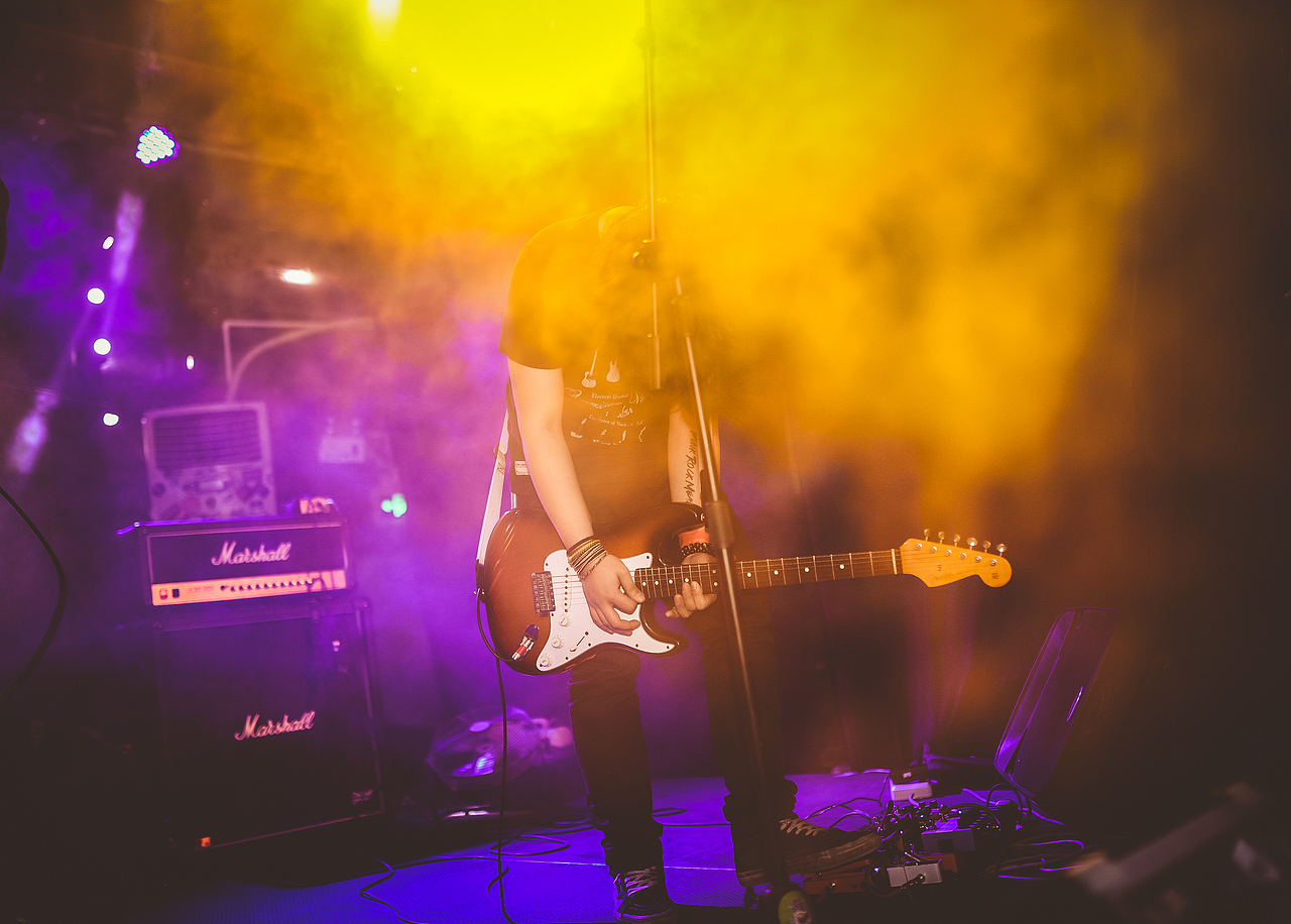 2015广州部分摇滚现场掠影@SD Livehouse（图ZMzU2MjM3MzI=） - 人像摄影 - 站酷设计师凹凸蜀黍原创素材 - 站酷ZCOOL