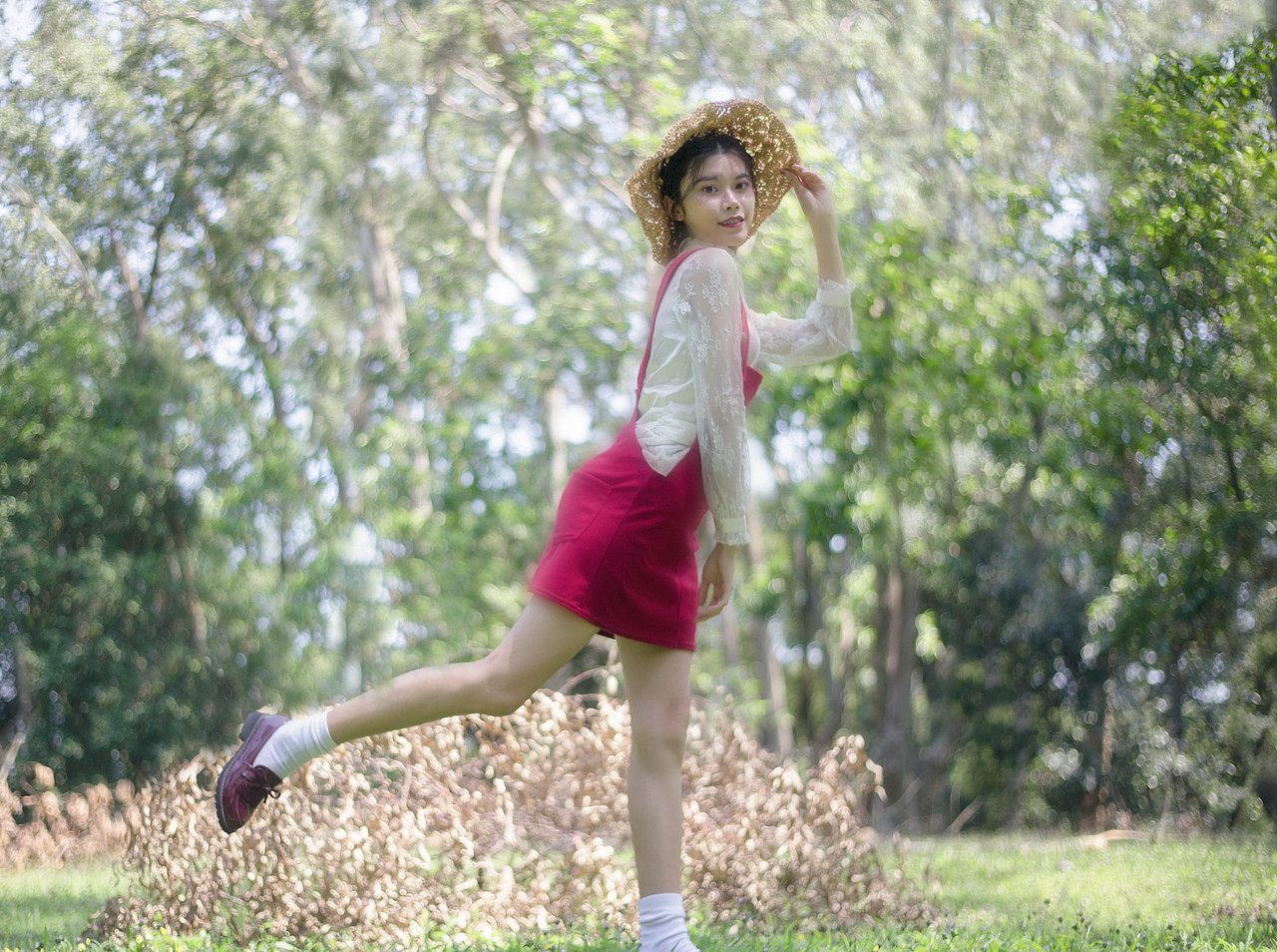 11月份的天（图ZMTM2OTEyMTY4） - 人像摄影 - 站酷设计师_肥肉原创素材 - 站酷ZCOOL