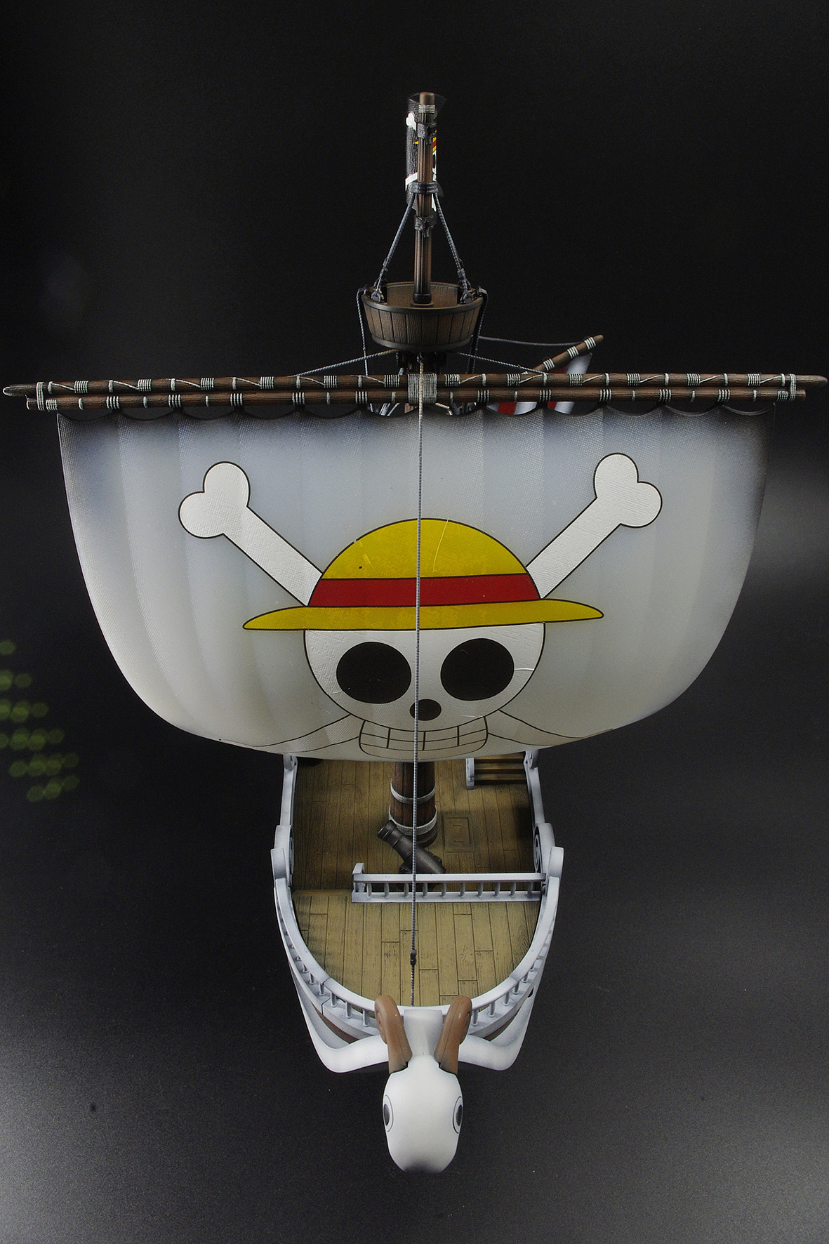 海贼王路飞座驾梅利号