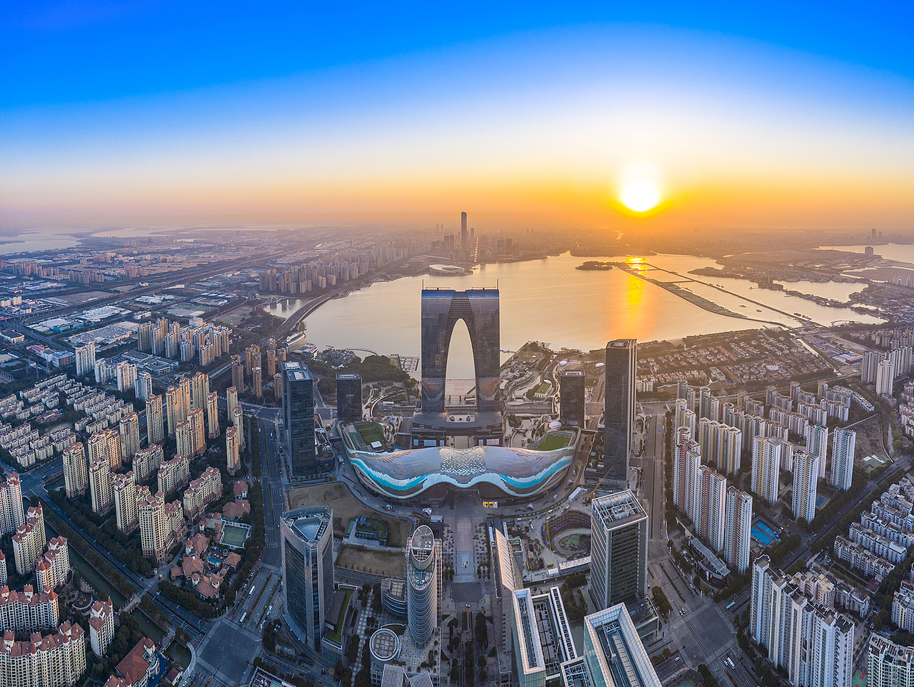 苏州工业园区日出