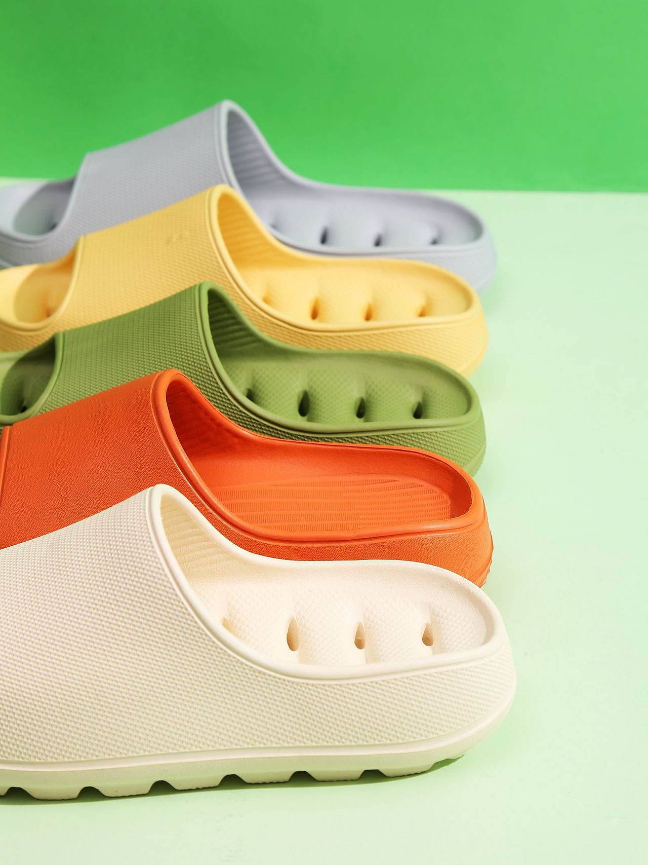 鞋子（图ZMzMwNjc5NjQ0） - 产品摄影 - 站酷设计师xiongli79原创素材 - 站酷ZCOOL