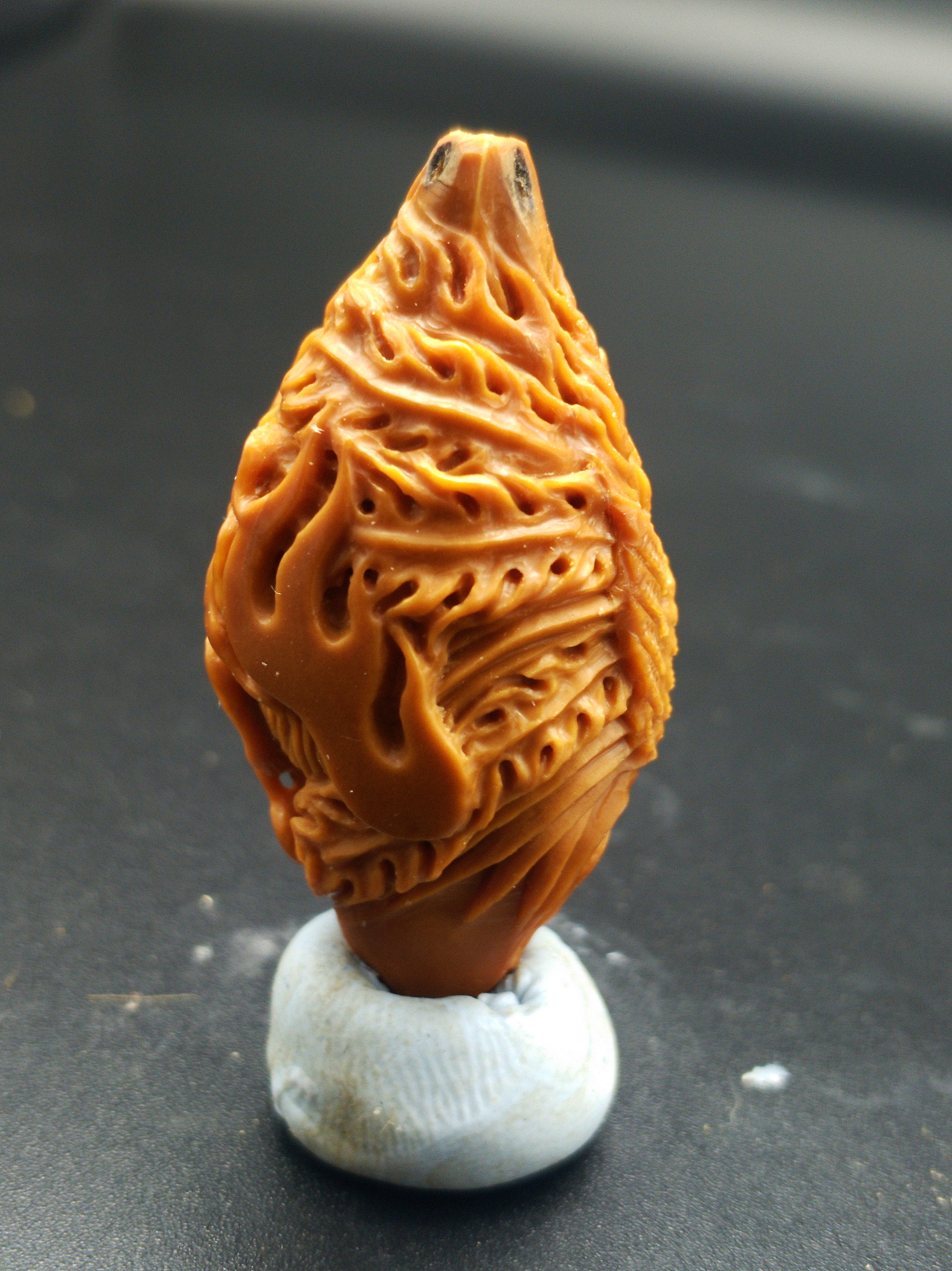 橄榄核雕（图ZMTIzMzA3ODIw） - 雕塑 - 站酷设计师鳅之乐原创素材 - 站酷ZCOOL