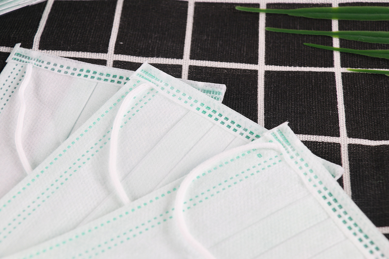 B04居家日用\C02-防护用品\V09口罩-彩色