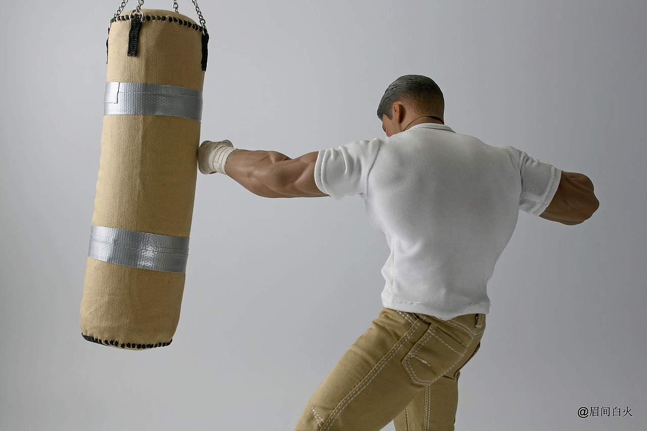 自d美国队长训练版