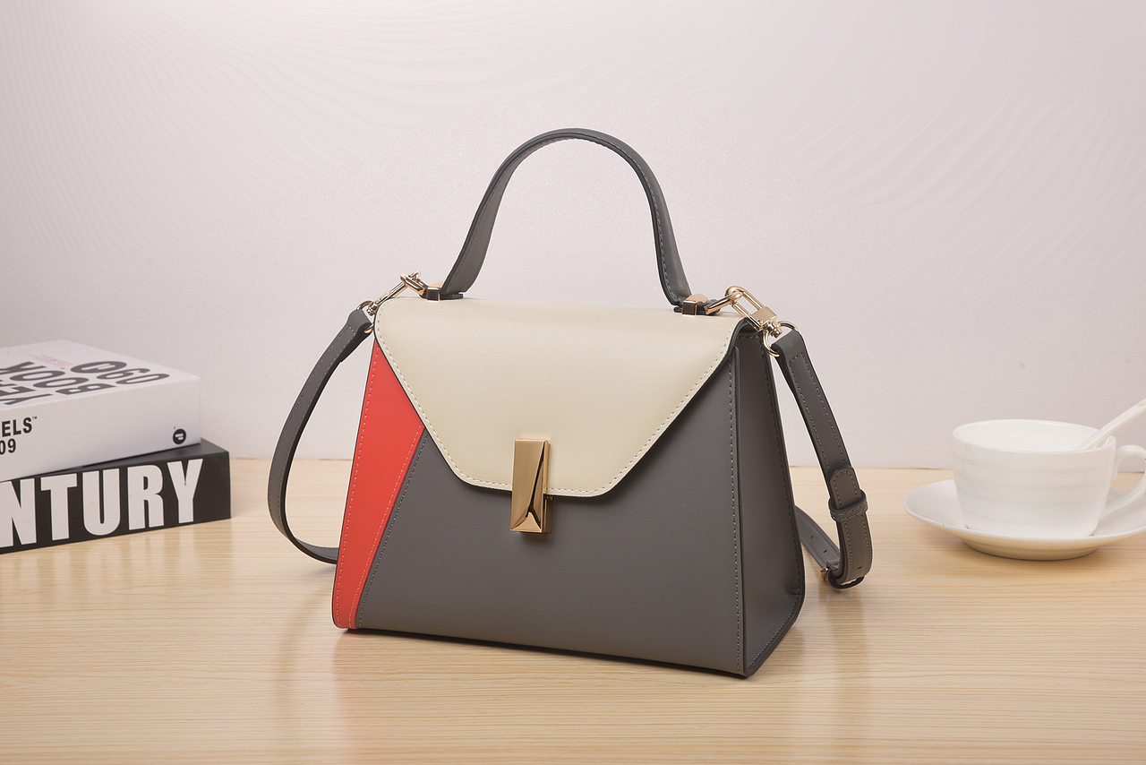 女包摄影修图（图ZMTc3Mjc3NDE2） - 修图/后期 - 站酷设计师Healeryo平凡着原创素材 - 站酷ZCOOL