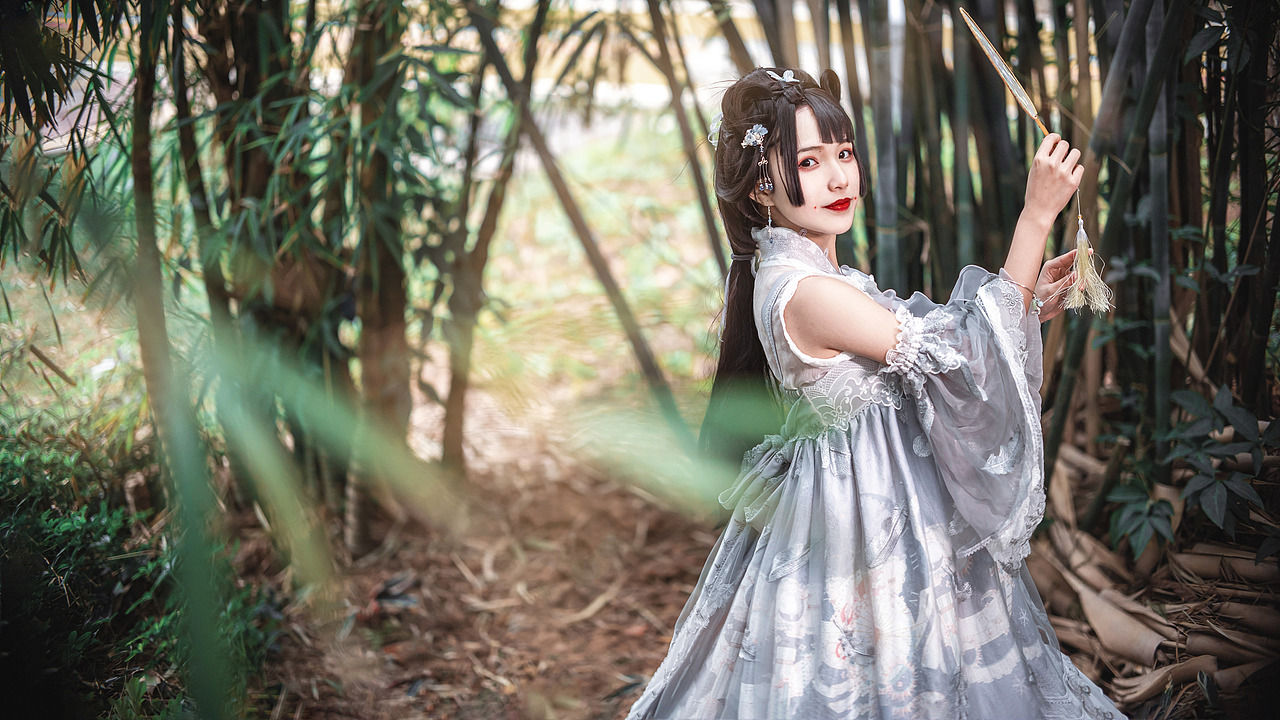 一日春夏秋冬·汉元素人像