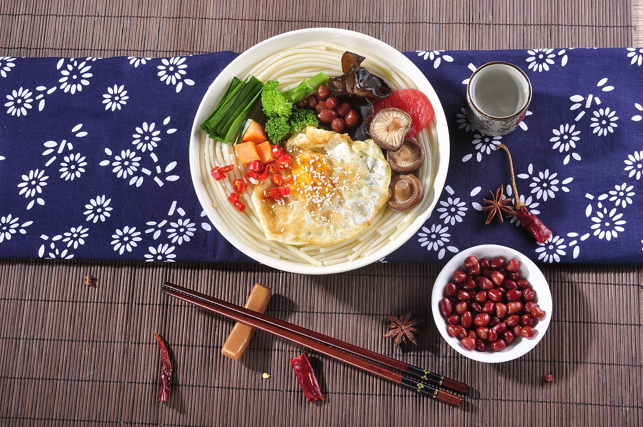 翻到2年前 拍的一些米线图片 随便放几张