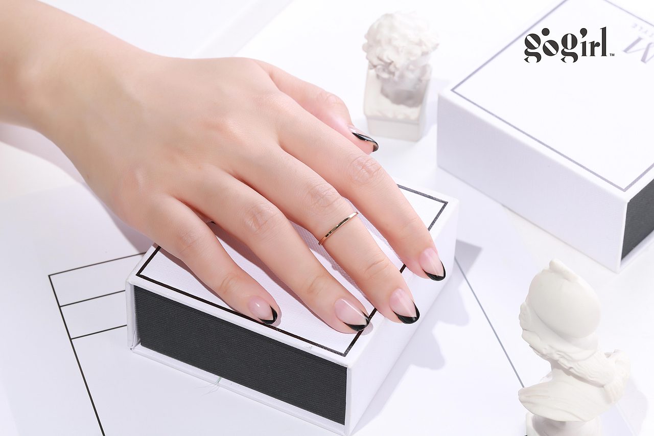 黑白主题美甲（图ZMjQwODU0NjY4） - 人像摄影 - 站酷设计师小咸鱼的异想世界原创素材 - 站酷ZCOOL