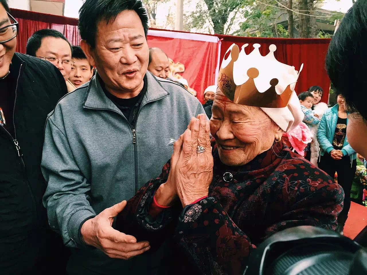 外婆大寿（图ZNDU0NzQ3MzI=） - 人像摄影 - 站酷设计师Alice花原创素材 - 站酷ZCOOL