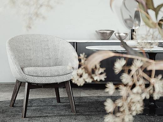 一些家具