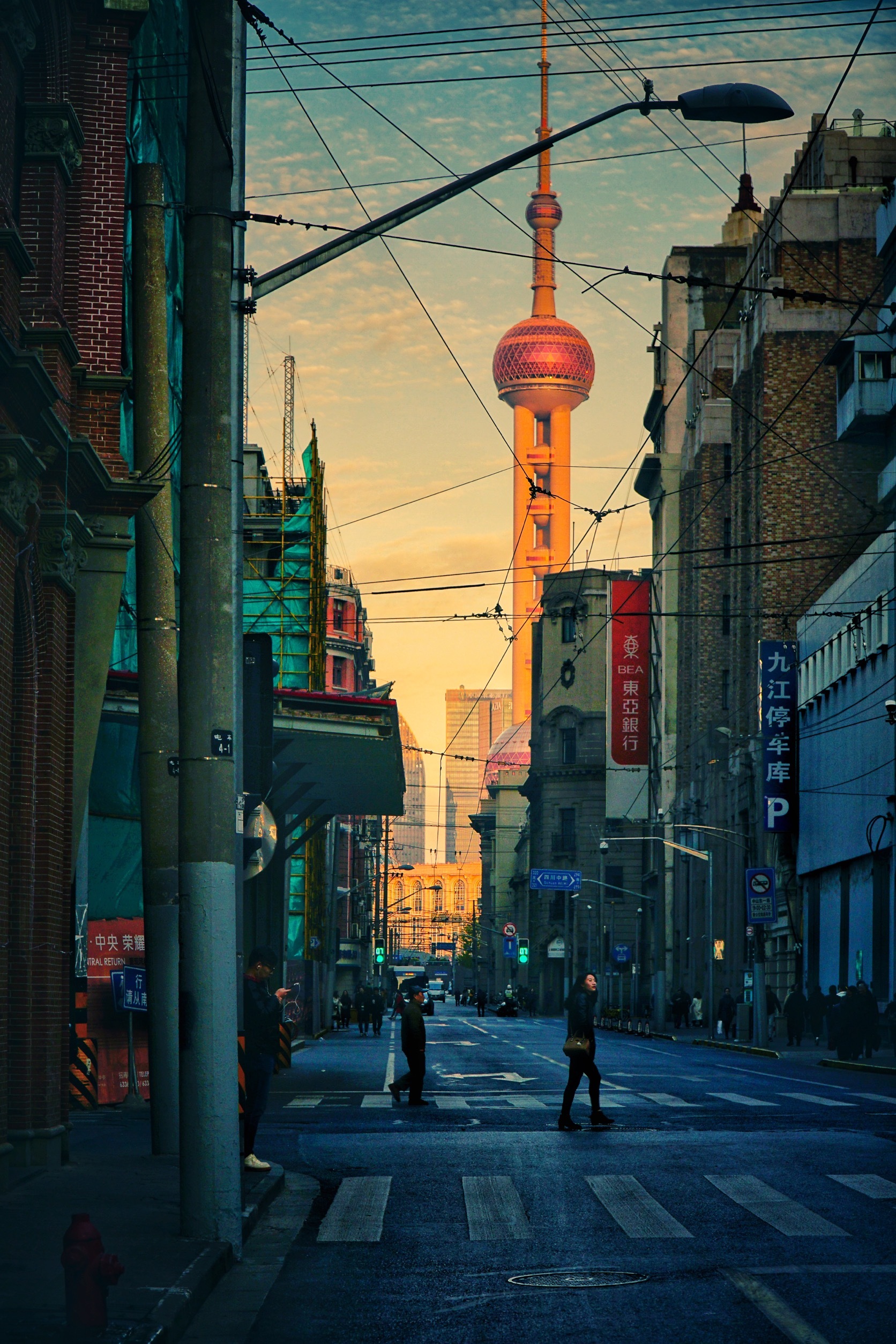 上海街道建筑高清图片下载-正版图片500546390-摄图网