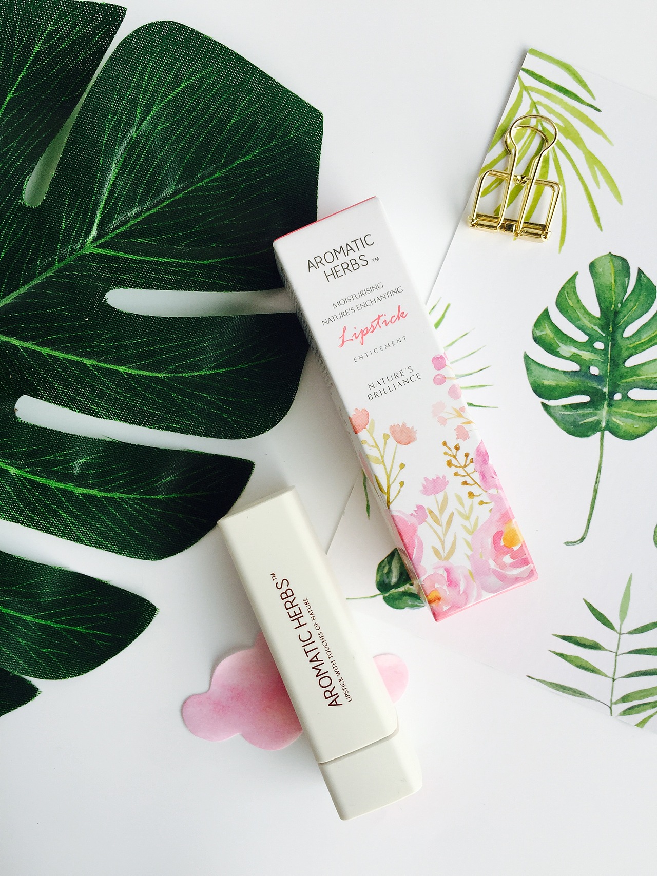 五月手机静物摄影洗护产品口红彩妆产品场景拍摄