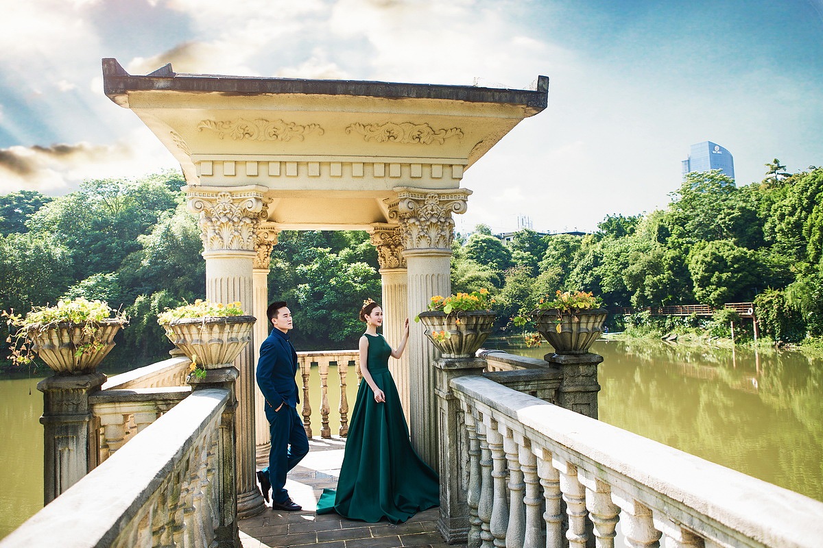 美范摄影婚纱照客片大赏——彭静（外景）（图ZNTE4NzgzMzY=） - 人像摄影 - 站酷设计师美范摄影原创素材 - 站酷ZCOOL