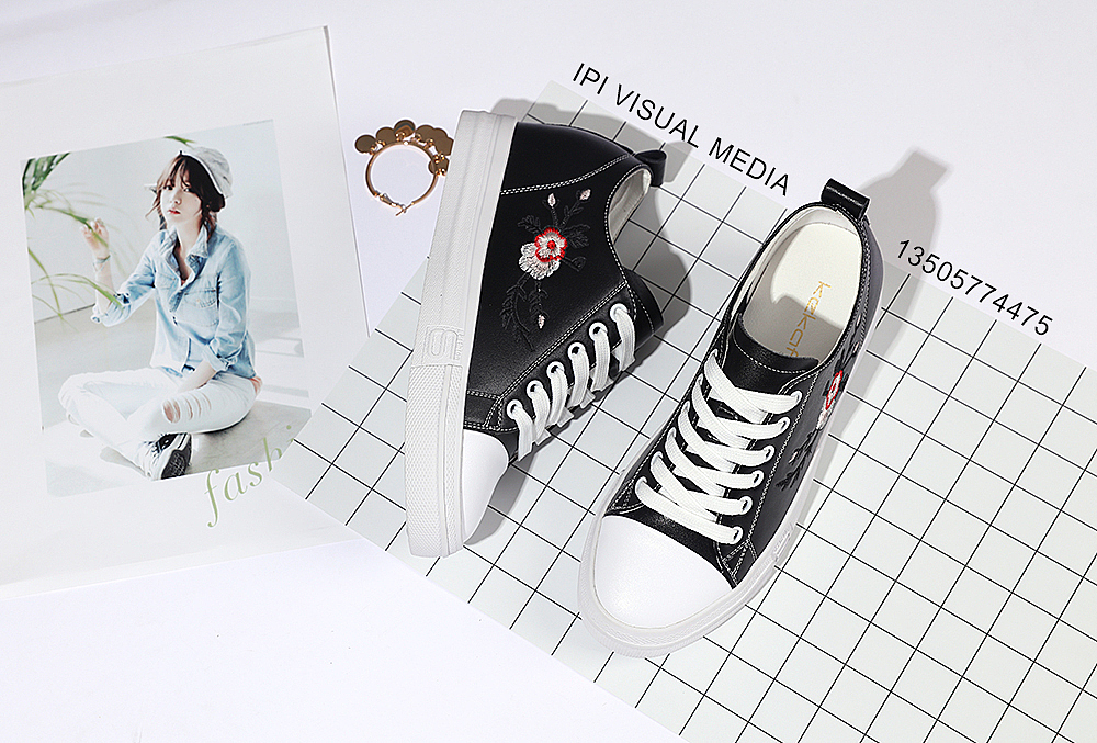 女鞋拍摄-运动休闲