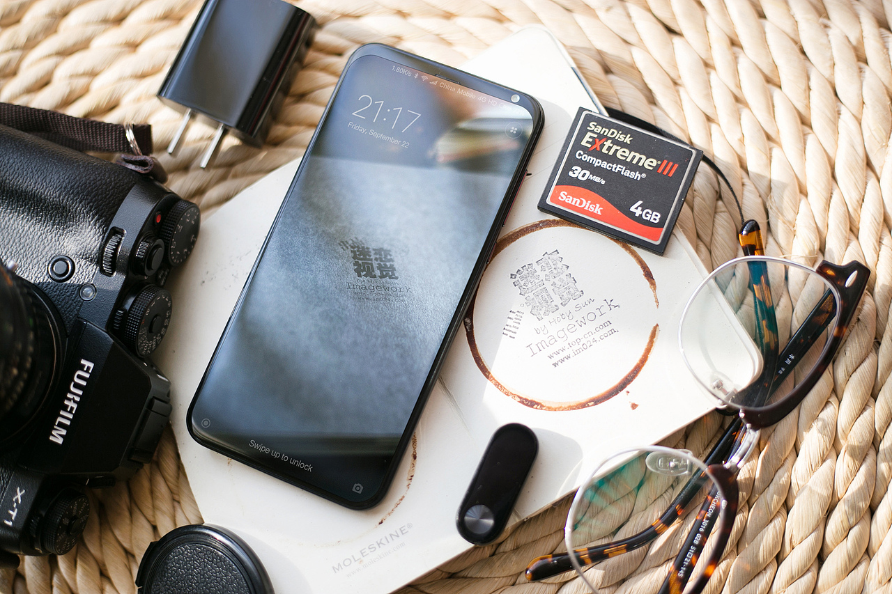 假如小米mix2是这样（图ZOTIzNjAxNDA=） - 电子产品 - 站酷设计师hobysun原创素材 - 站酷ZCOOL