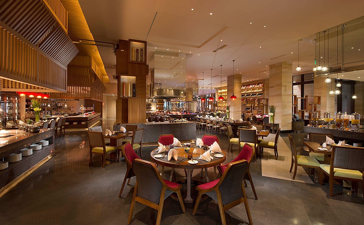 自贡市酒楼设计高档餐饮西餐厅设计成都新东家设计公司