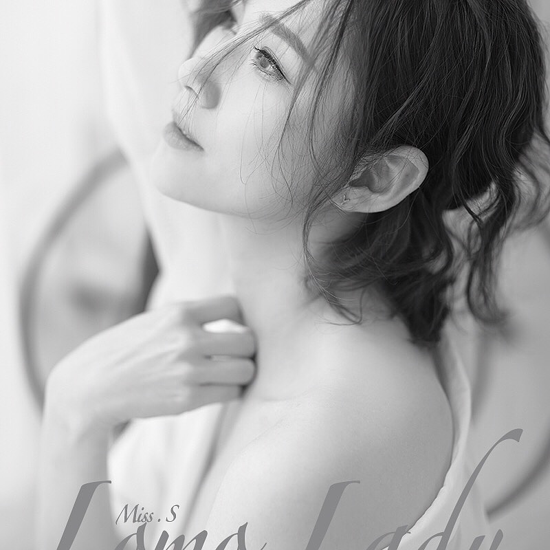 黑白灰色系永远都那么迷人（图ZMTQ2MzAyNTgw） - 人像摄影 - 站酷设计师鲁西西_CICI原创素材 - 站酷ZCOOL