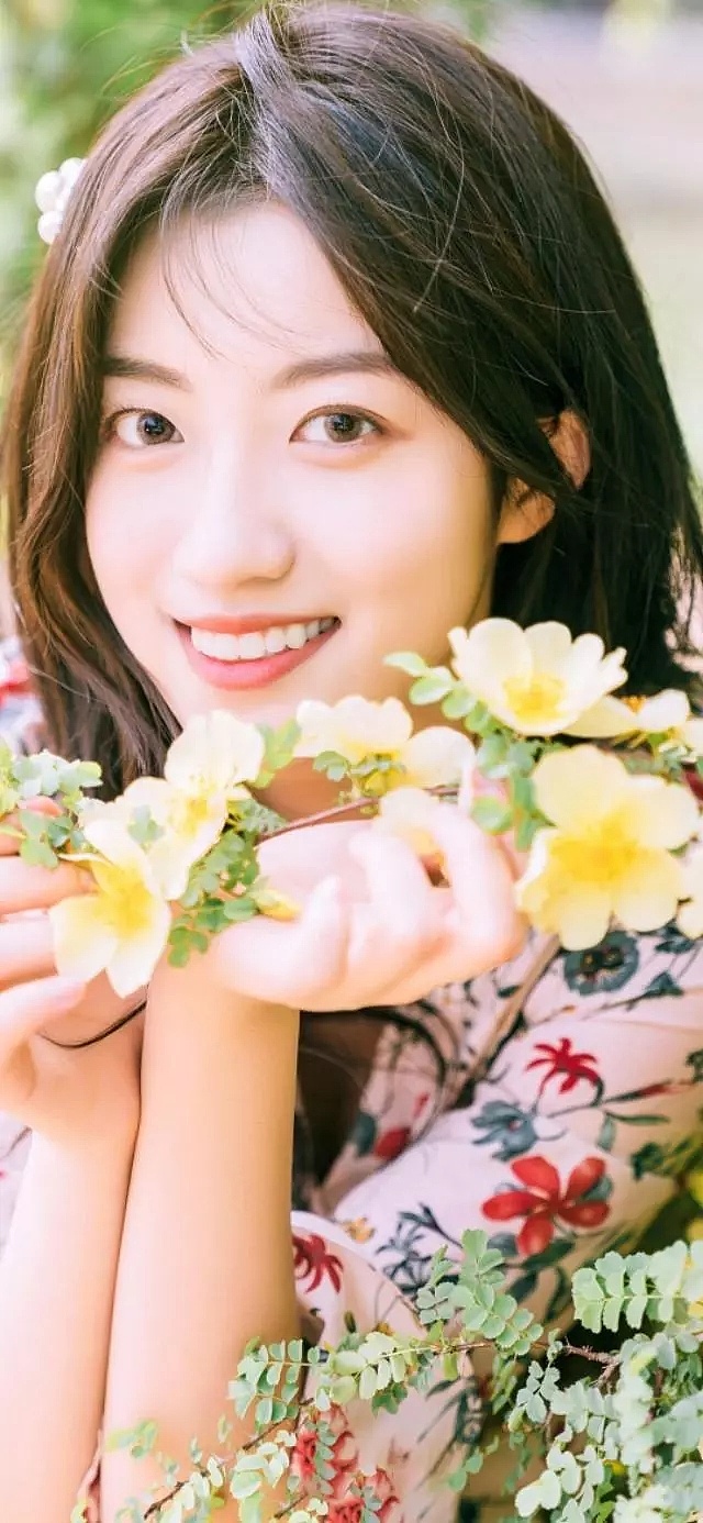 花,美女,甜甜的笑,花裙子