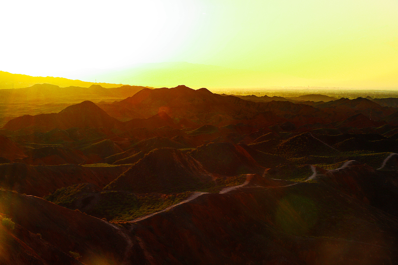 张掖七张掖七彩丹霞,生活的五烟六色。