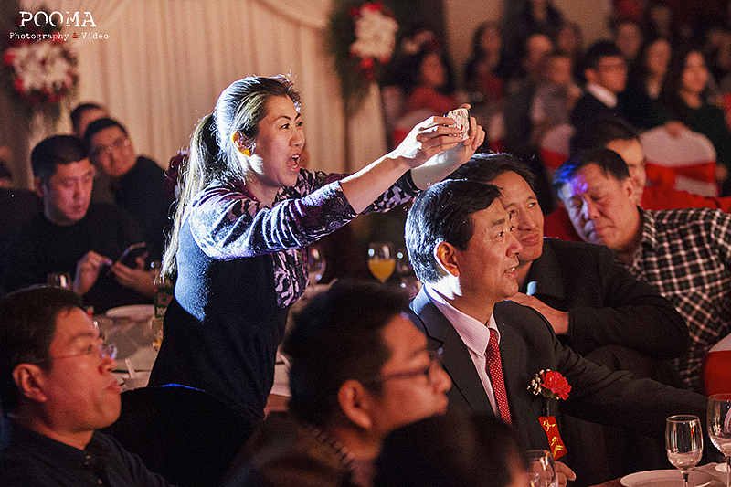 #婚礼纪实摄影# 2014年01月11日 一新闻大厦婚礼 [卜马映像]（图ZMTk3MDMzMDA=） - 人像摄影 - 站酷设计师Pooma卜马原创素材 - 站酷ZCOOL