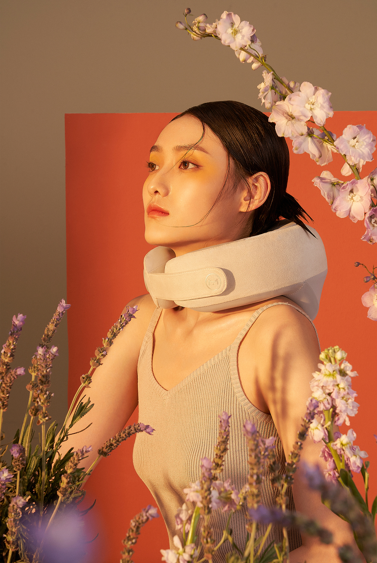 从产品到视觉 × MOTUBER｜颈部按摩仪（图ZMjgyNTM3ODY0） - 电商 - 站酷设计师MOl摩尔原创素材 - 站酷ZCOOL