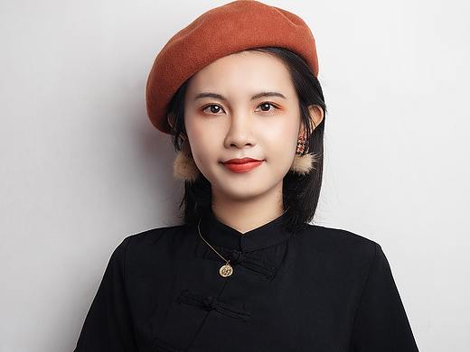 旗袍元气美女人像