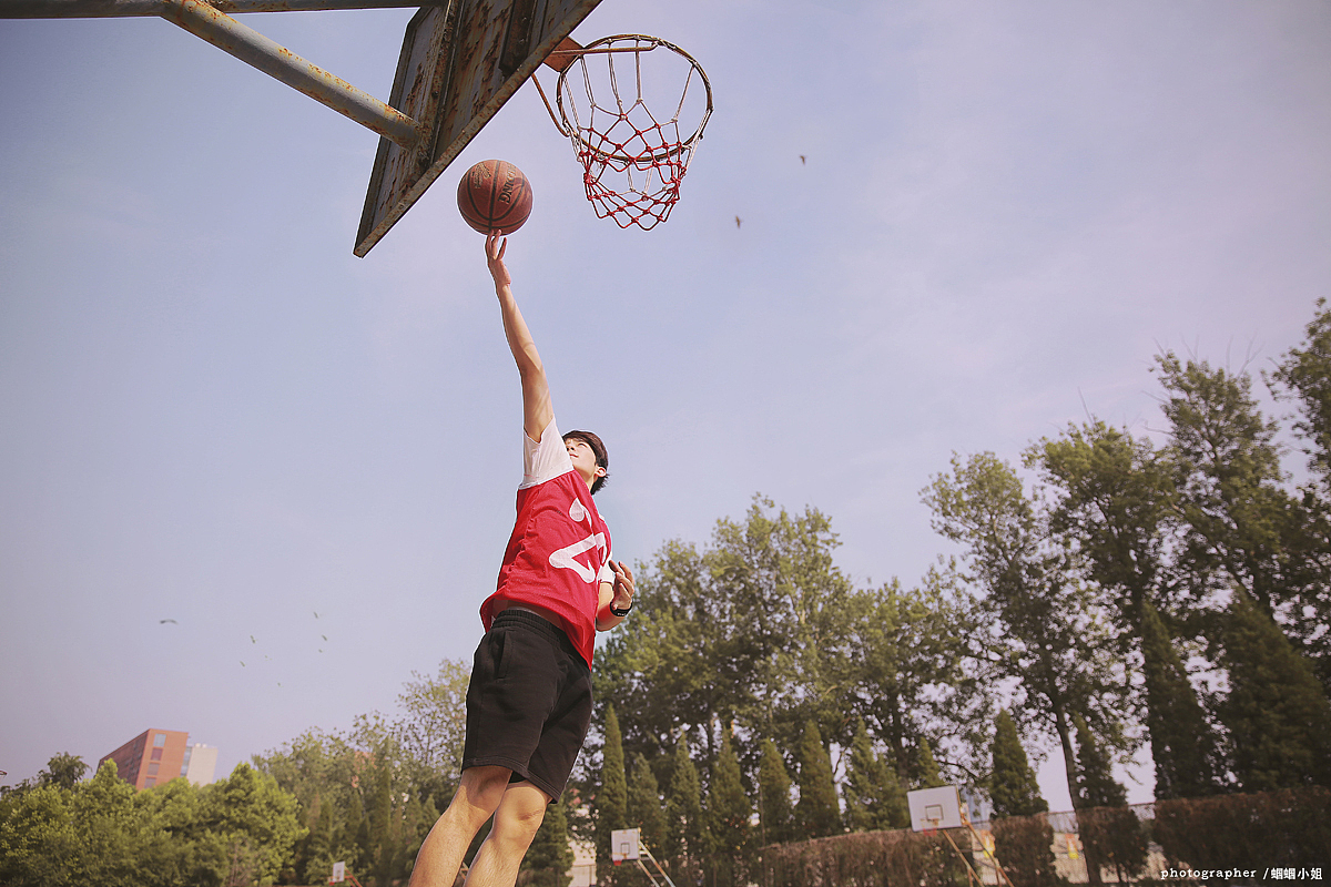 basketball kid（图ZNTA2Mjc4ODg=） - 人像摄影 - 站酷设计师摄影师蝈蝈小姐原创素材 - 站酷ZCOOL